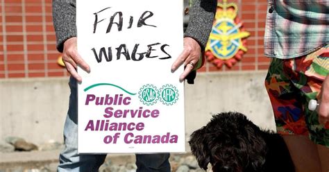 Federal government touts ‘final’ offer to striking public service union as fair