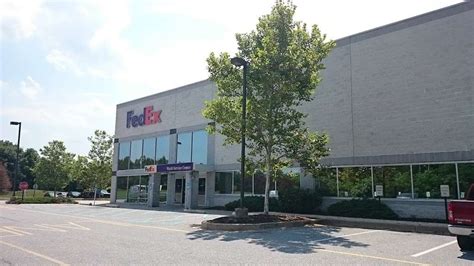 Fedex 2 commons blvd. FedEx Authorized ShipCenter Global Pack And Ship. 3005 W Lake Mary Blvd Ste 111. Lake Mary, FL 32746. US. (407) 312-7709. Get Directions. Distance: 0.97 mi. 