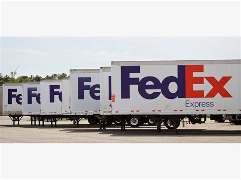 Fedex conroe. 