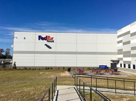 Fedex ground concord nc. FedEx Delivery Driver - Non CDL. H&S Logistics, Inc. 2.5. Whitsett, NC 27377. $140 - $160 a day. Full-time + 1. Day shift + 3. Easily apply. Additional experience as a box truck driver, delivery driver, warehouse driver, or non-CDL truck driver will … 