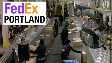 Fedex ground portland oregon. Subramaniam said that FedEx Ground's hub in Portland, Oregon, was down about 35% of the staff it needed to handle its normal volume. As a result, staff were diverting about a quarter of packages ... 