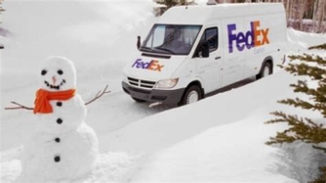 Fedex holiday pay. You can use holiday pay or you can work on the holiday. There are only 3 holidays that you can get paid. With paid holiday, they don’t give you your full dollar on dollar but they do pay you. Typical 6 with 2 floaters to use whenever. 