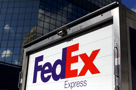 Fedex raise. When a package recipient is not home to sign for a FedEx package, a FedEx door tag is left on the door, and this is the only way to get one. This tag informs the recipient that the... 