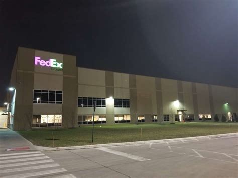 Fedex secaucus new jersey. Use our locator to find a FedEx location near you or browse our directory. 