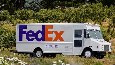 FedEx considers Saturday a standard delivery day. As such, the private delivery service company makes both deliveries and shipments on that day. FedEx has a service option called FedEx Date Certain Home Delivery that allows senders to speci.... 