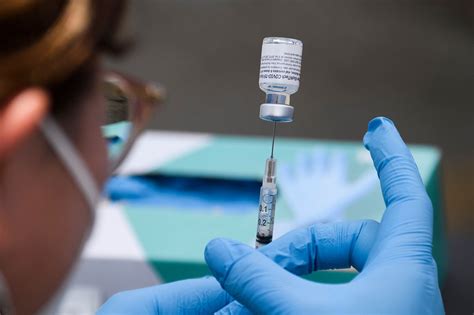 Feds approve new COVID vaccines