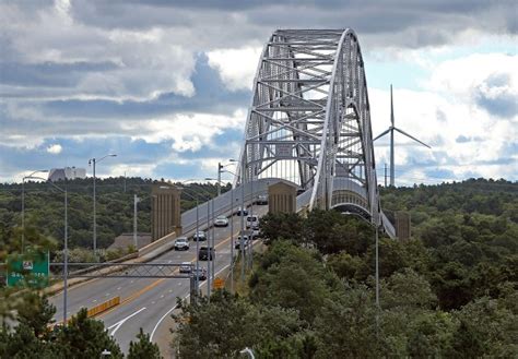 Feds award Massachusetts $372M to replace Sagamore Bridge