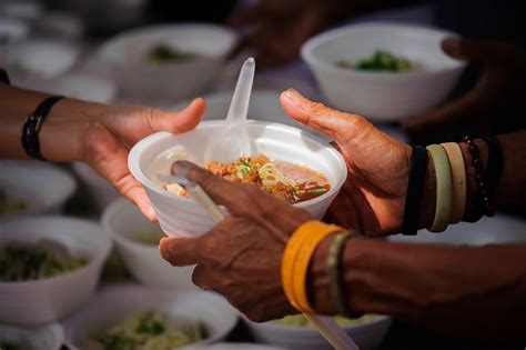 Feed the homeless. Posted on July 7th, 2023. Imagine the transformative power of a warm meal shared in a welcoming environment. For individuals experiencing homelessness, it can mean more … 