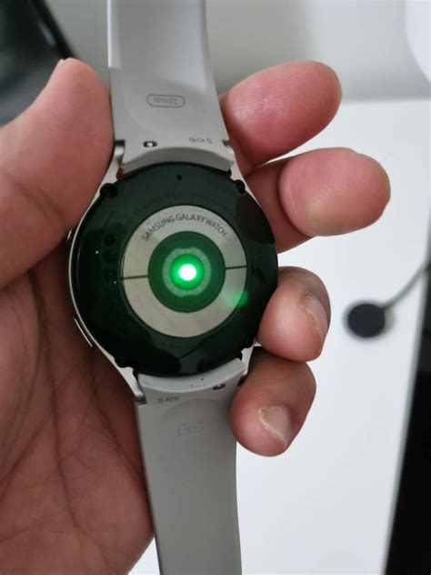 Feeling when the Green Light flashes. : r/GalaxyWatch