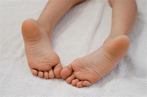 💋 Feet_Model97 Onlyfans Leak +18