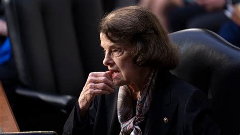 Feinstein asks for Judiciary replacement after calls for resignation