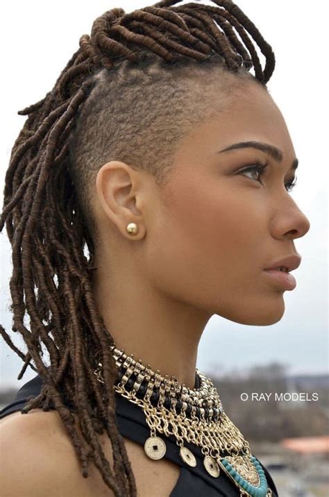 Female dreadlocks with shaved sides. Here you'll find dreadlocks pictures for female dreads Thin dreadlocks for women Short dreadlocks for ladies Partial dreads female Choose from 20 dreadlocks female hairstyles Ceate your own custom look Dreadlocks Sydney = exceptional dreads ... Dreadhawk, Shaved Sides; Adorning Dreadlocks & Loc Accessories; Ends & Length; Single & Partial ... 