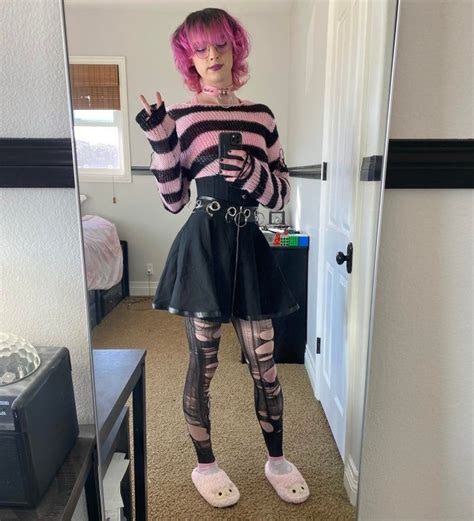 🍑 [HD] Femboyfatal Leaks