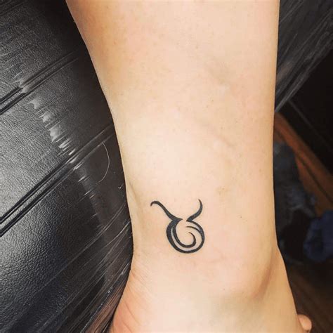 Aug 24, 2016 · The following pieces show off how each Taurus flaunts their preferred characteristics through the varying mediums of tattoo styles. 1. Simple Taurus Tattoos. Simplicity is the name of the game for a few of these individuals who presumably identify with the Taurus astrological sign. It is possible that these people enjoy the image of the bull or ... . Feminine taurus tattoos