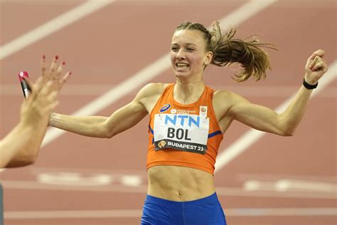 Femke Bol’s blazing burst down stretch leads Netherlands to gold in 4×400 relay to close out worlds
