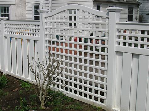 Fence Designs by Elyria Fence