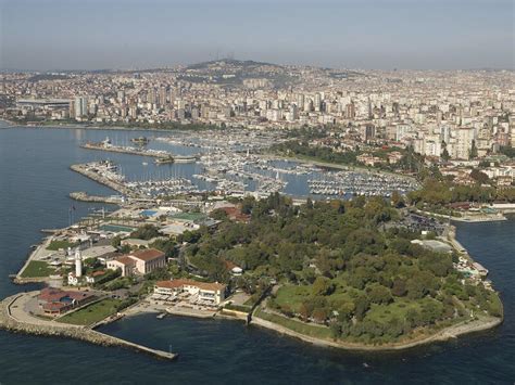 Fenerbahçe adası