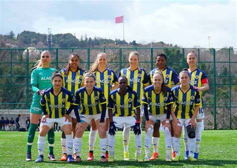 Fenerbahçe bayan futbol takımı