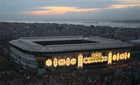 Fenerbahçe stadyumu kaç kişilik