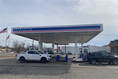 Sunoco in Fenton, MI. Carries . Has C-Store, Pay At Pump, Restrooms, Air Pump, ATM. Check current gas prices and read customer reviews. Rated 3.5 out of 5 stars.