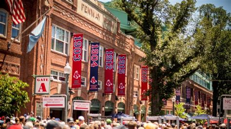 Fenway Park tours - tickets, prices, timings, what to expect