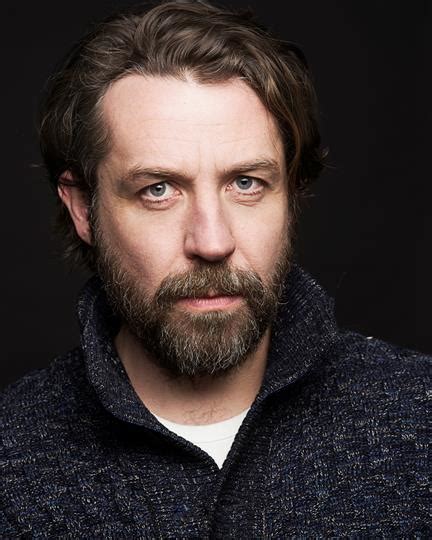 Ferdy roberts biography examples