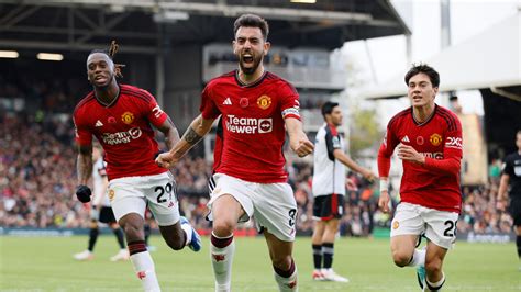 Fernandes’ late goal earns Man United a 1-0 win at Fulham to ease pressure on Ten Hag