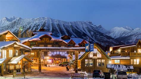 Fernie alpine resort. Fernie Alpine Resort, Fernie, British Columbia. 47,048 likes · 1,657 talking about this · 96,350 were here. Known for 37 feet of snowfall a season! Epic skiing & snowboarding, mountain biking,... 