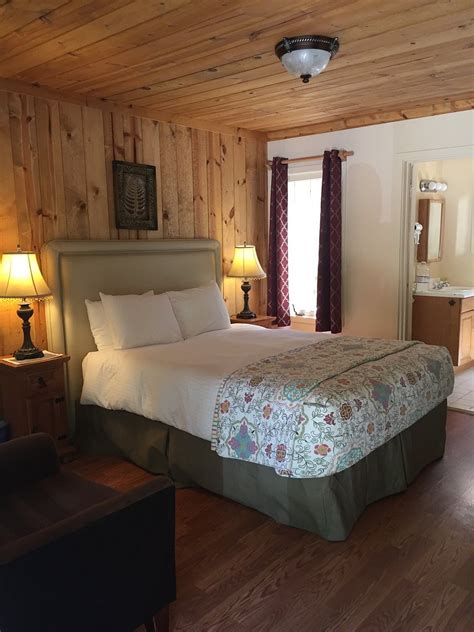 Fernwood resort & campground. Fernwood Resort, Big Sur, California, Big Sur, California. 10,177 likes · 18 talking about this · 20,032 were here. Located on Highway 1, Fernwood Resort offers year round camping and lodging... 