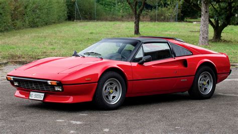 Ferrari 308 GTS - Photos & Image Gallery - Supercars.net