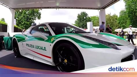 Ferrari 458 Spiderİ Parçalayan İngiliz Polisi YouTube. 