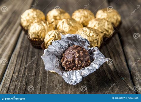 Ferrero Rocher Chocolate Hazelnut Candy in Gold Foil