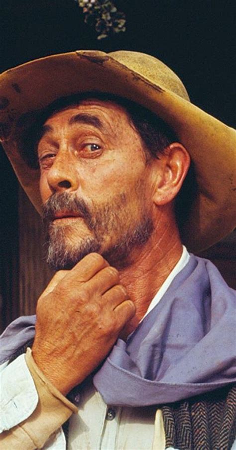 Festus of gunsmoke. Ken Curtis, a singer and actor who played the scruffy deputy Festus on the television series "Gunsmoke," died in his sleep on Sunday at his home. He was 74 … 