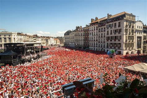 Fete de bayonne.  D&eacute;couvrez les F&ecirc;tes de Bayonne, l'&eacute;v&eacute;nement...