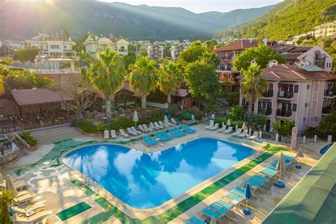 veodersti.rgarabwor.edu.pl. 