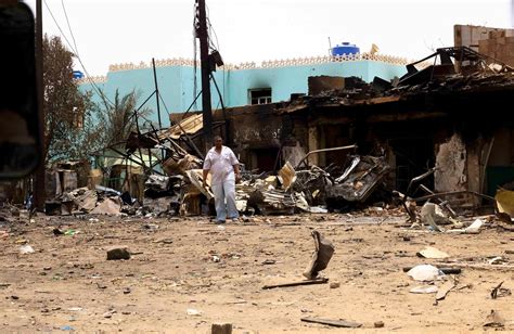 Fighting in Khartoum threatens to unravel Sudan cease-fire