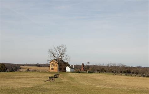 File:View of the "Henry House" and surroundings on Henry