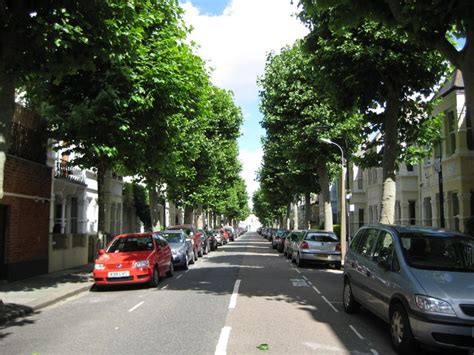 File : Fulham, Clonmel Road, SW6 - geograph.org.uk - 864571.jpg