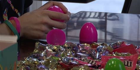 Filling 900 eggs for Easter egg hunt - wwnytv.com