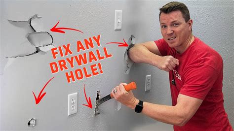 Filling a drywall hole. Step 2: Grab some of the spackle paste with your taping knife and push it into the hole in the drywall. Put more than enough into the hole. When the hole is overfilled with paste, use the taping knife to smooth over the hole until it is flush with the wall. Step 3: Let dry. Apply another layer if the hole is not filled and flush. 
