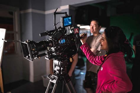 Film makers. 5 Rising Filmmakers Leading the Cinematic Wave in Singapore | Tatler Asia. Step aside, Hollywood. Singapore has our fair share of young filmmaking talents—and you can discover the works of some of them at the ongoing Singapore International Film Festival 2022. 