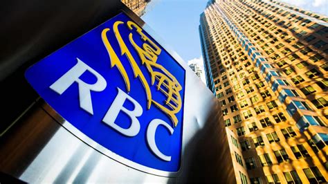 Finance committee calls for feds to block RBC-HSBC deal on competition concerns