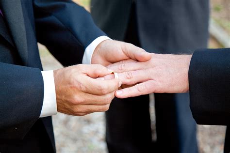 Financial Advantages for Gay Couples Getting Married