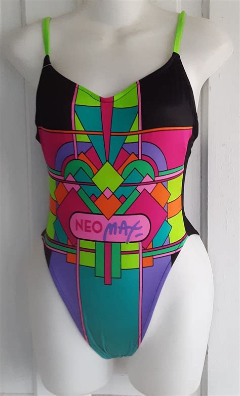 Find 11 Various Styles For 1980s Swimsuits - Vintage-Retro