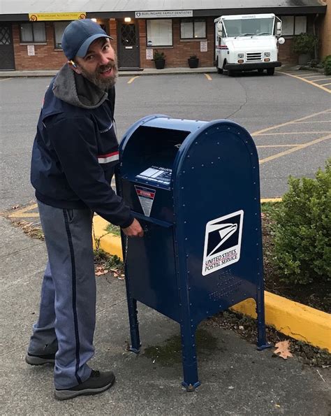 Find A Canada Post Mailbox Near Me