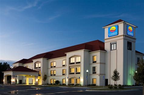 Find Hotels near SAV Airport (Savannah - Travelocity.com