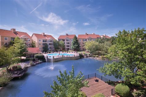 Find Hotels near The Shoppes at Branson Meadows in Branson - Expedia