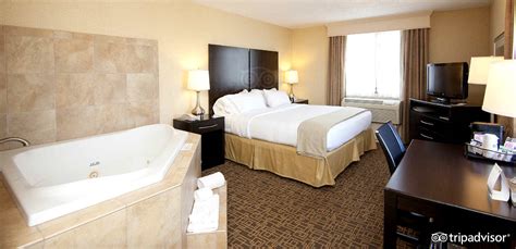 Find Hotels with Hot Tubs in Philadelphia, PA - Expedia.com