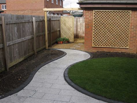 Find Landscapers in Biggleswade Read Ratings & Reviews