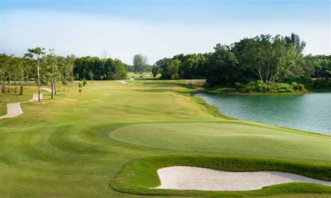 Find Transport to Amverton Cove Golf & Island Resort, Banting